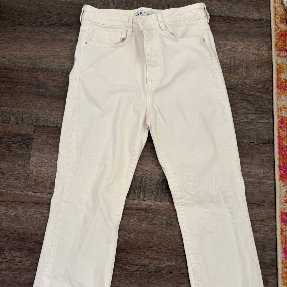 White zara jeans